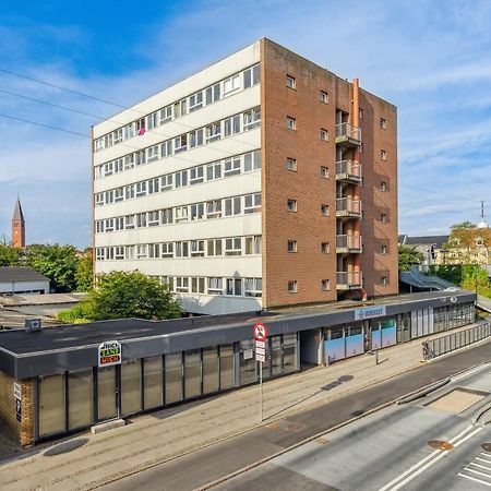 Nordic Style Apartment In Central Aalborg Exterior photo